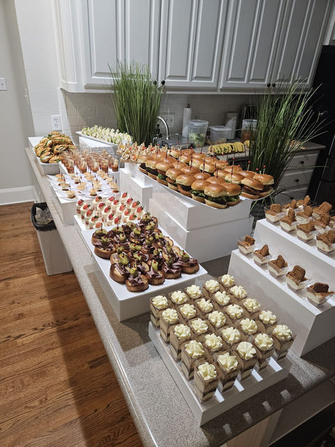 Moses Specialty Kitchen Catering - photo 4