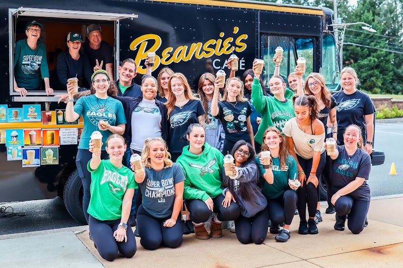 Beansie's Cafe - photo 2