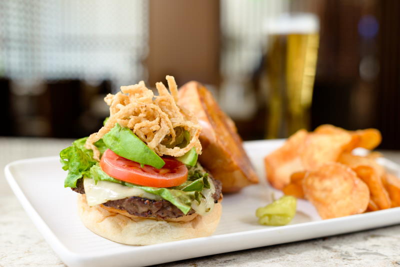 Runway Restaurant & Lounge - Catering in Woodland Hills, California
