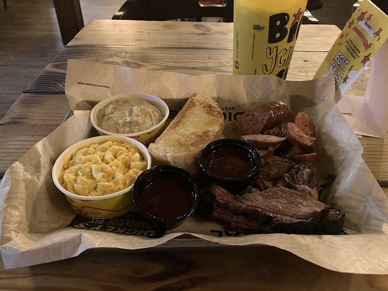 Dickey's Barbecue Pit - photo 5