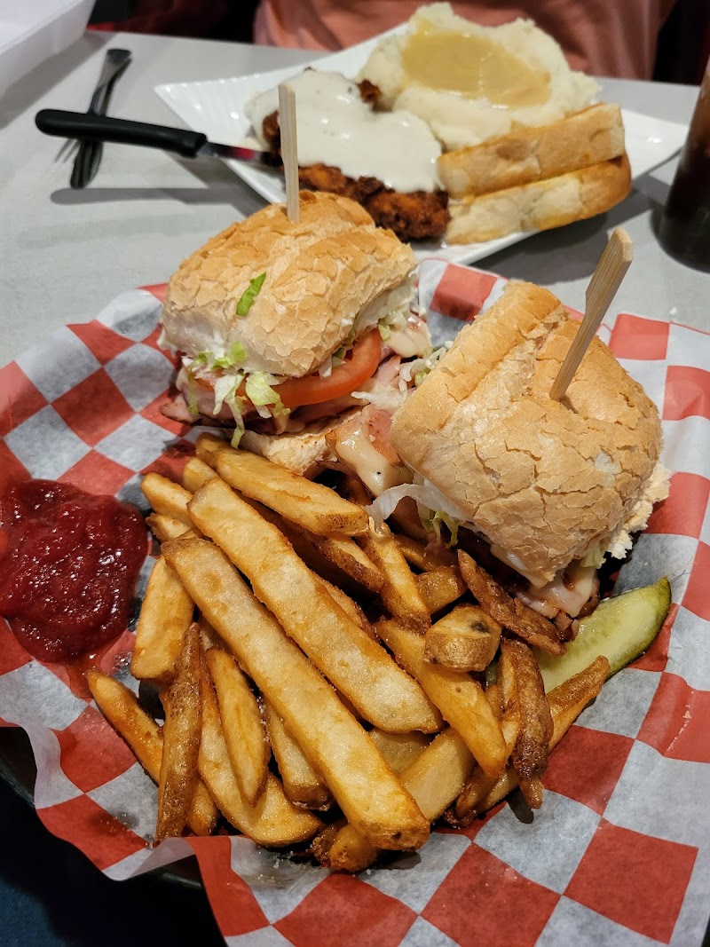 The Garden Patch Restaurant - photo 4