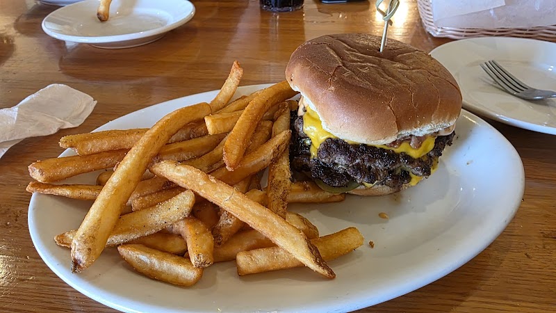 Marzoni's Brick Oven & Brewing - photo 4
