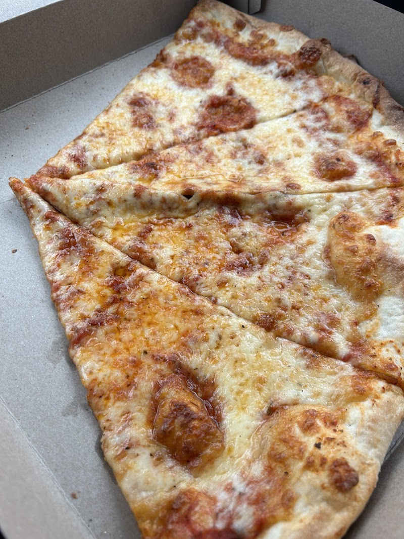 Pat's Pizza & Catering - photo 2