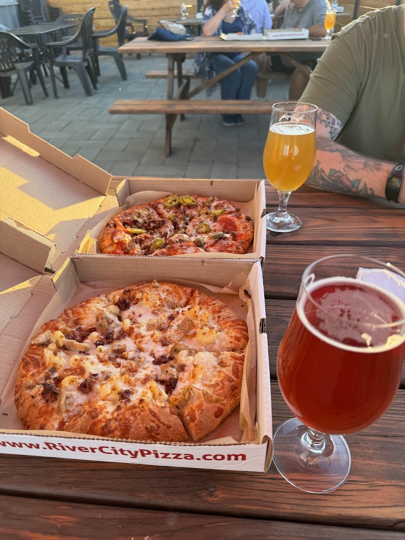 River City Pizza - photo 2
