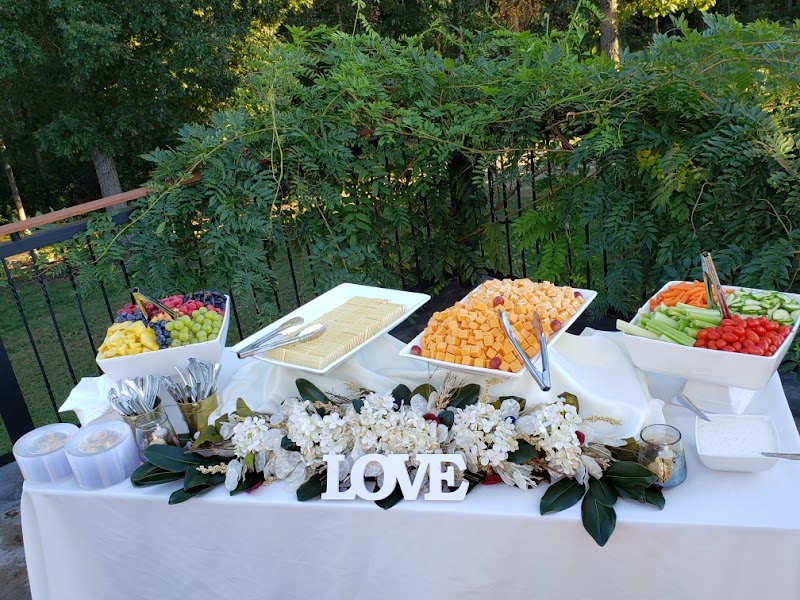 Uncle Reggie's Catering - photo 4