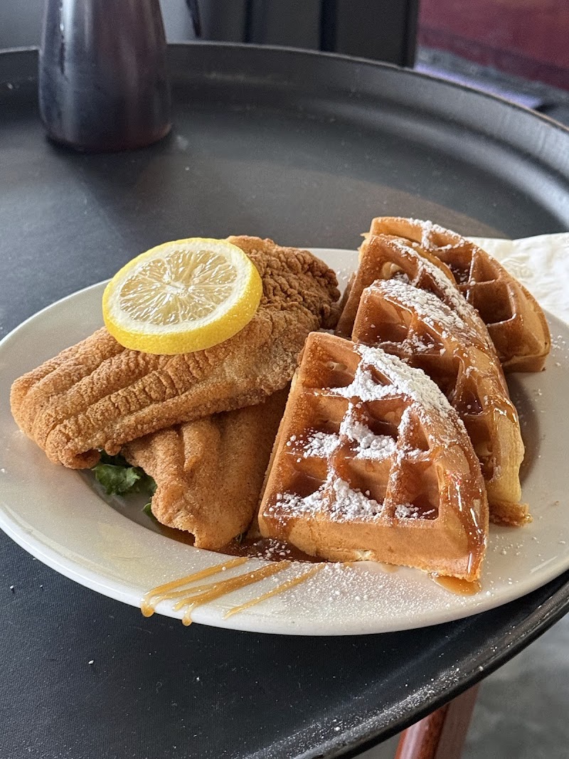 Flavor Brunch & Bar - photo 2