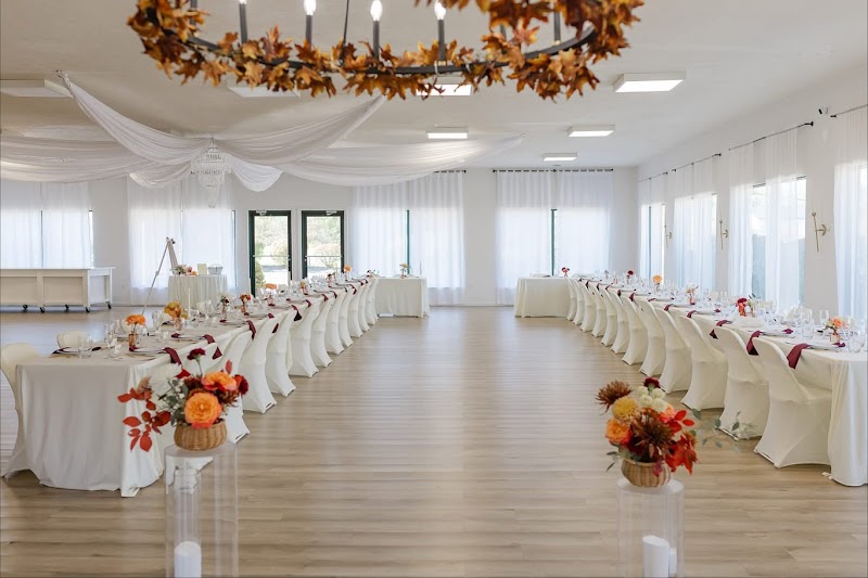 Social House Venue - photo 3