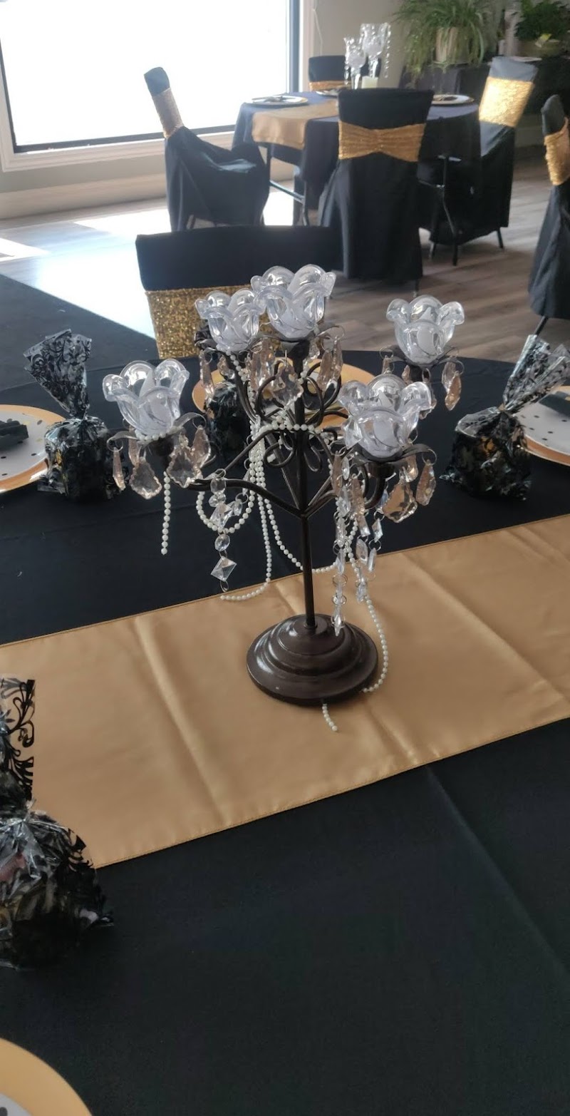 Tuscan Gardens Pub & Banquets - photo 4
