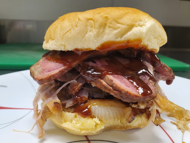 R & R Family Kitchen. Tucson's Premier Bar-B-Que, Breakfast and Catering Service Company - photo 4
