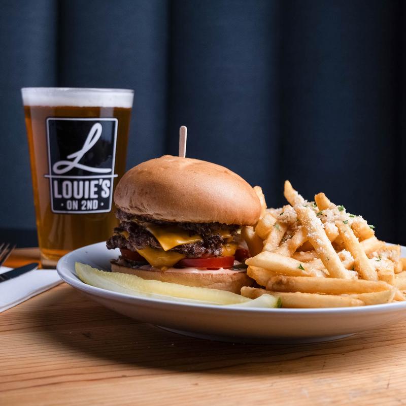 Louie's On 2nd - photo 5