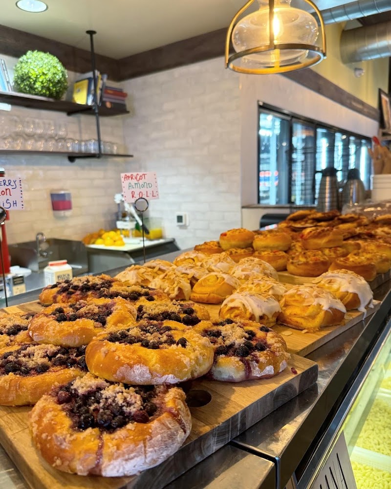 Giana Bakery & Provisions - photo 4