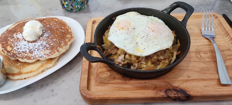 Mornings Breakfast & Brunch - photo 2