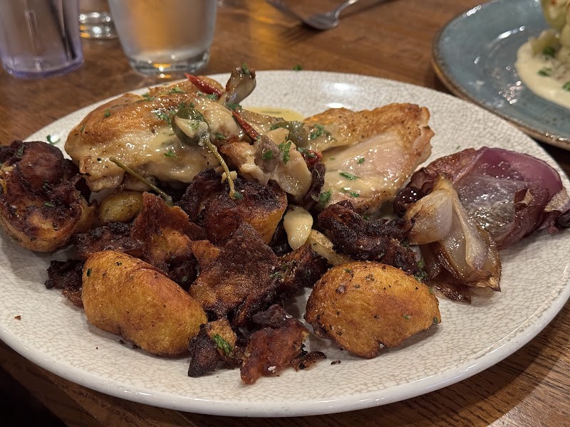 YaYas Euro Bistro in Overland Park - photo 3