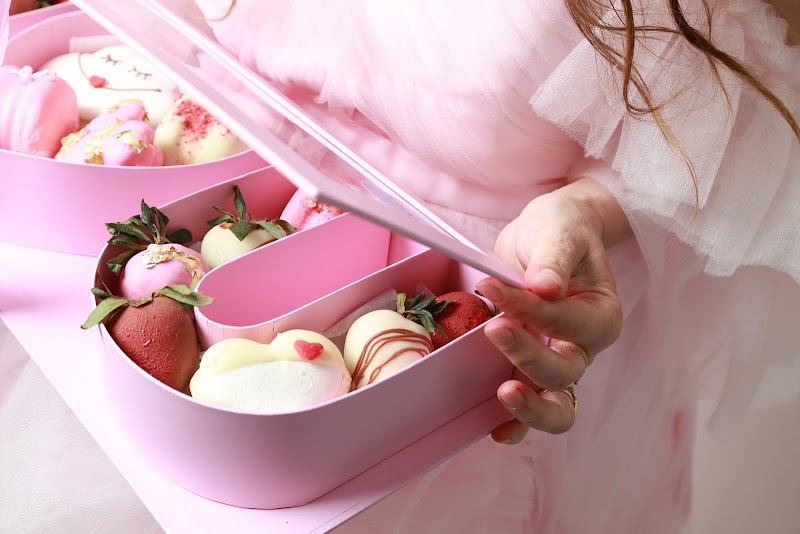 FLAVORFUL Dessert Atelier - Catering in San Diego, California