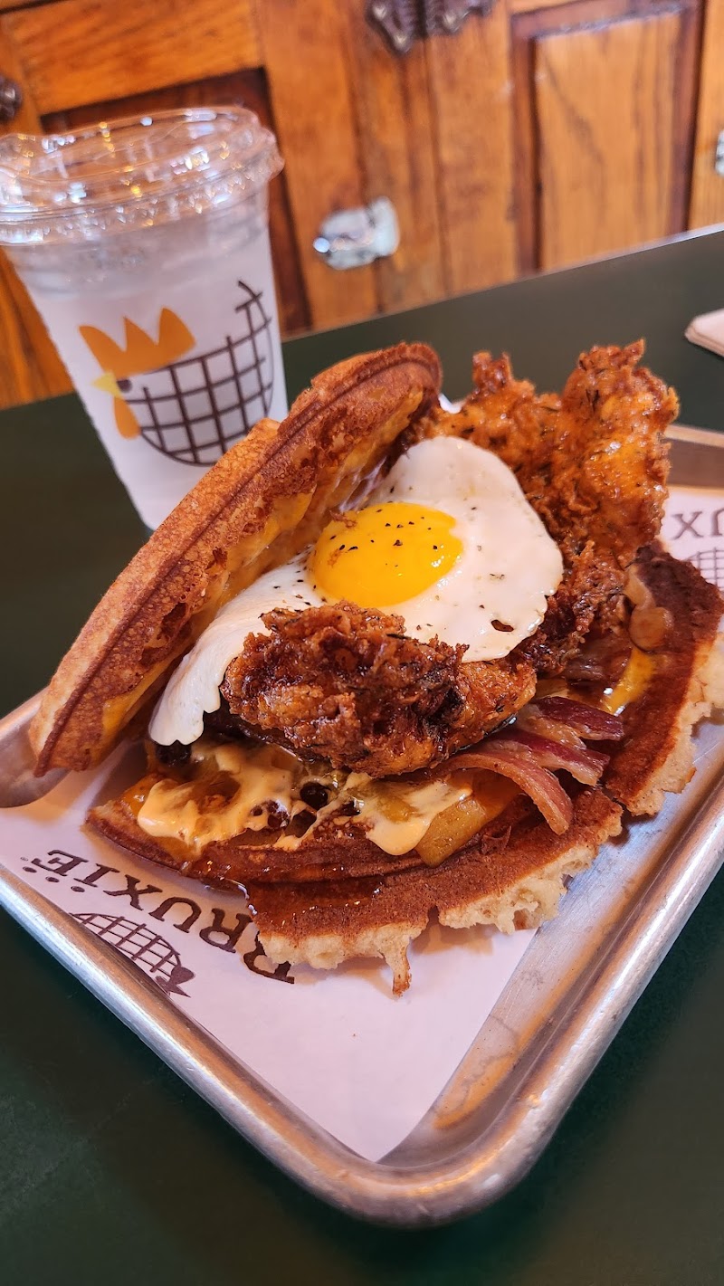 Bruxie - photo 4