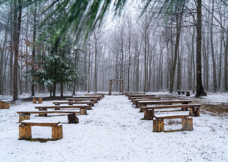 Sweet Retreat: Lodge and Event Venue - photo 3