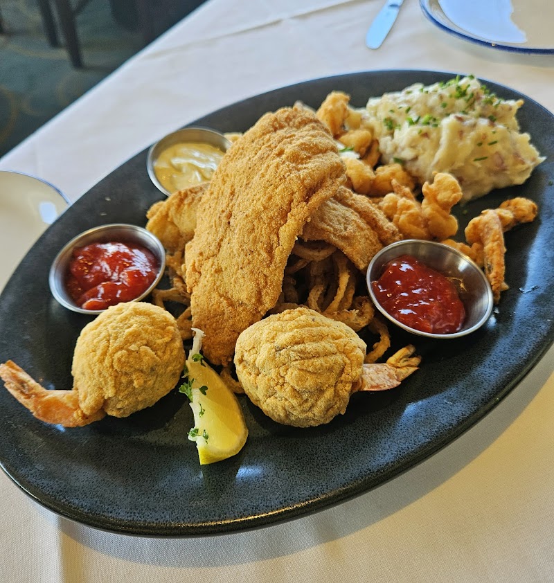 Landry's Seafood House - photo 3