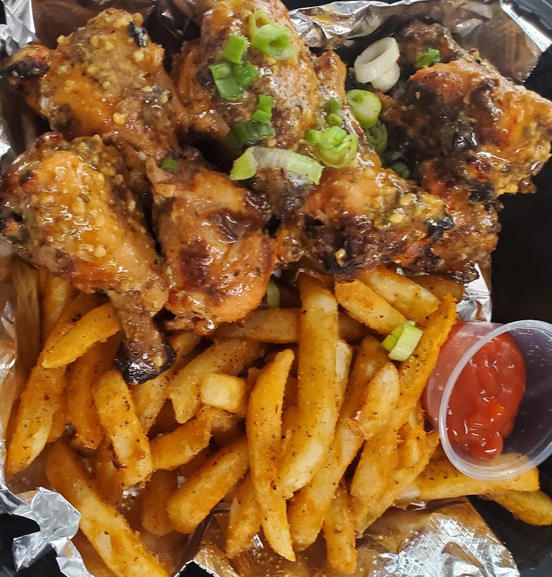 Lily Bells Is Fine Dining Cafe & Food Truck - photo 3