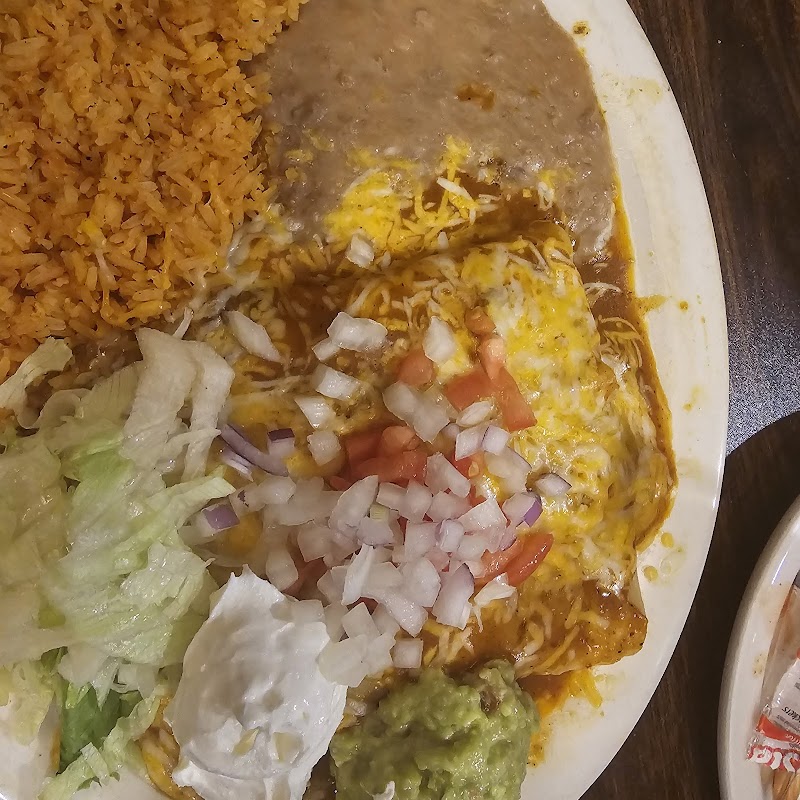 Los Alcatraces Mexican Restaurant - photo 4