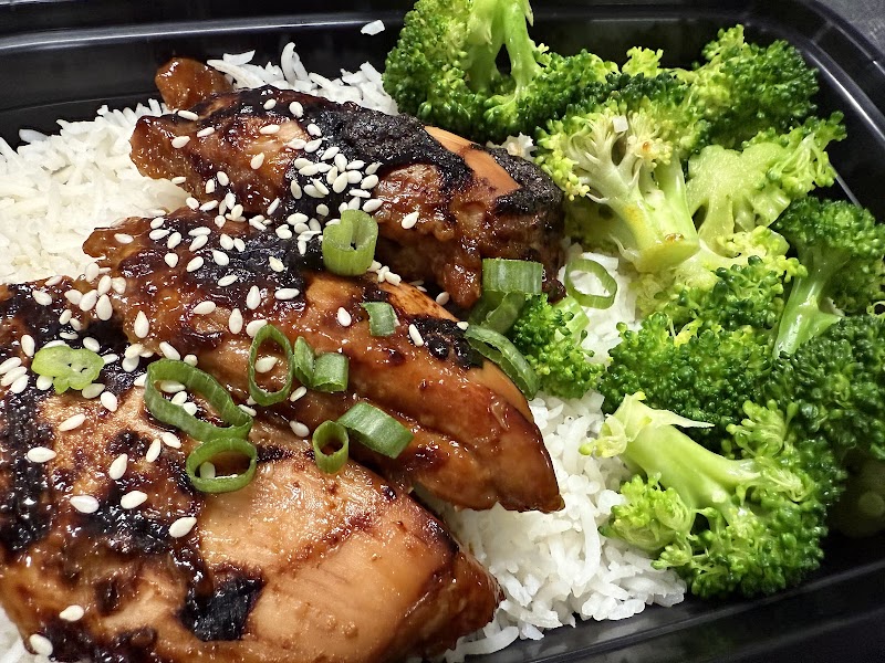 Prepped Eats Meal Prep & Catering - photo 2