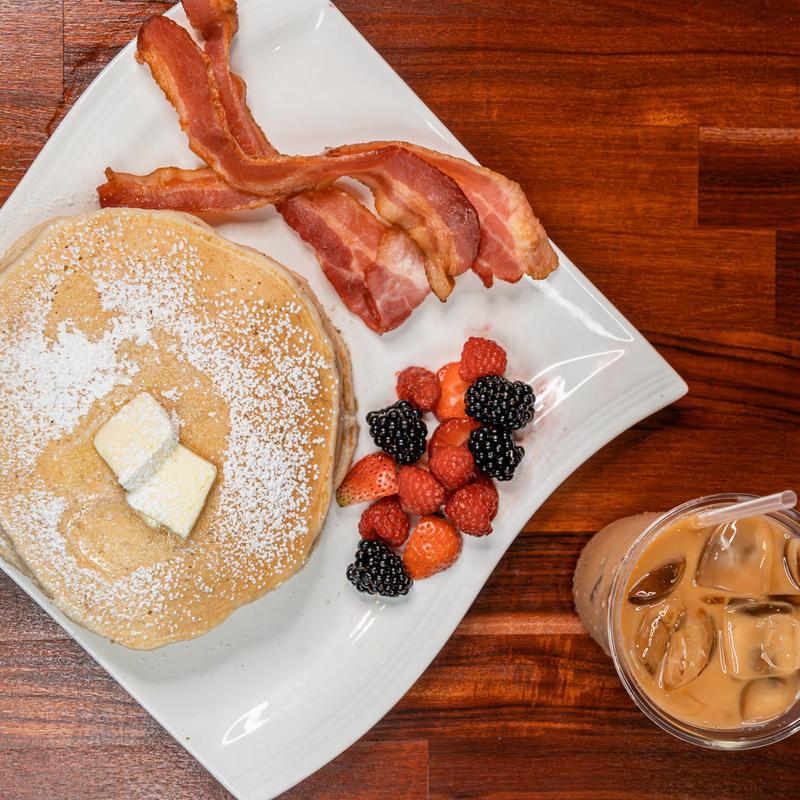 Cloud 9 Cafe & Catering - photo 3
