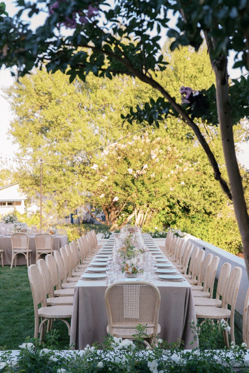 The Hidden Table - photo 2