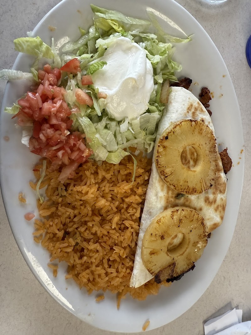 La Fiesta Mexican Bar and Grill - photo 3