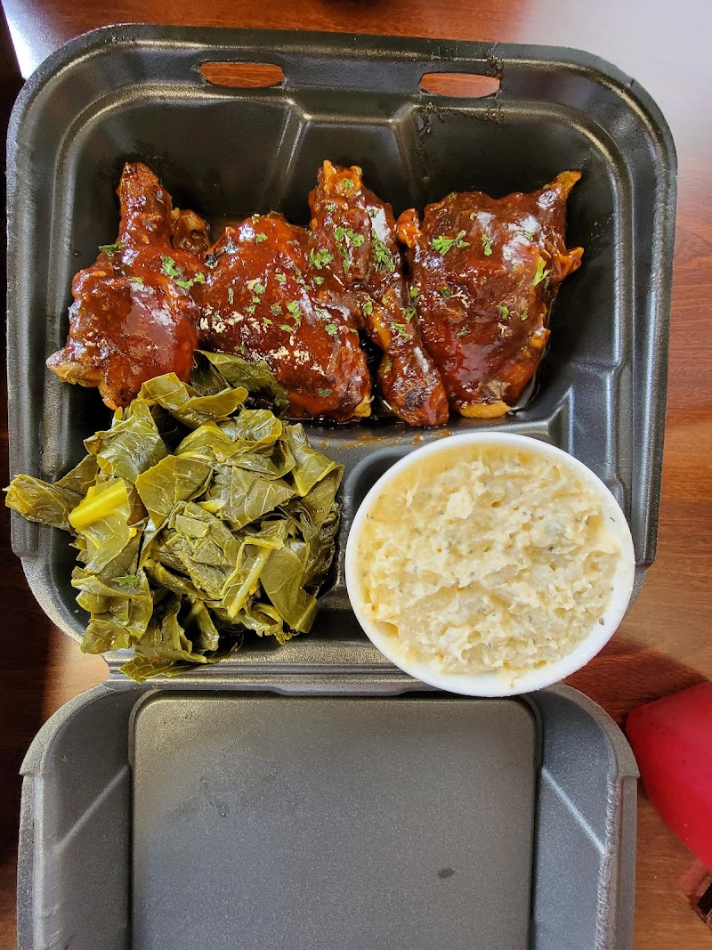 Victoria's Kitchen & Catering - photo 3