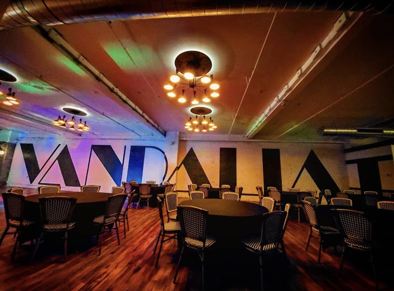 Vandalia Crowd House - photo 2