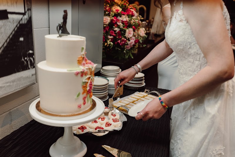 Dream House Bakery - photo 4