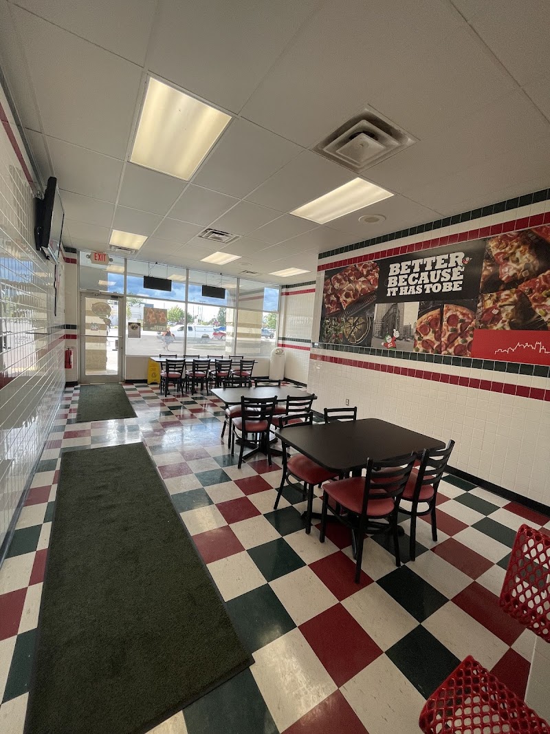 Jet's Pizza - photo 5