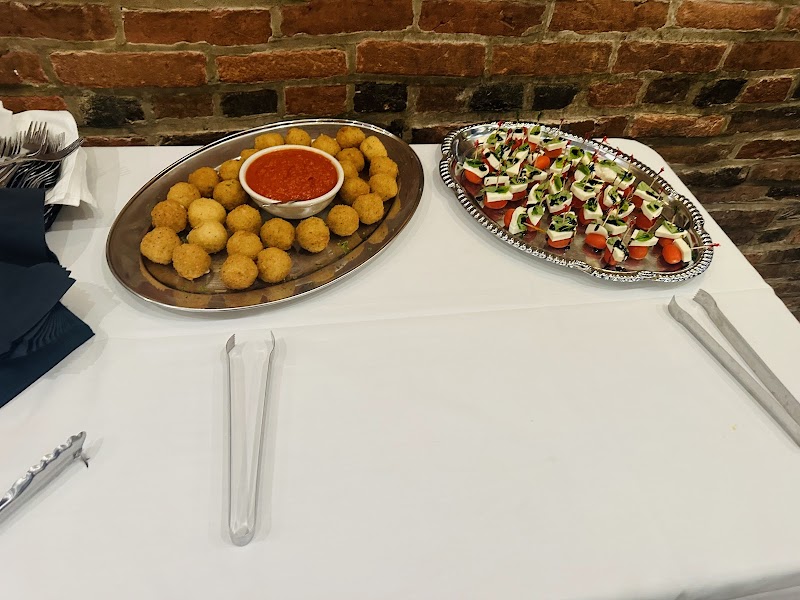 Chiapparelli's Restaurant - photo 3