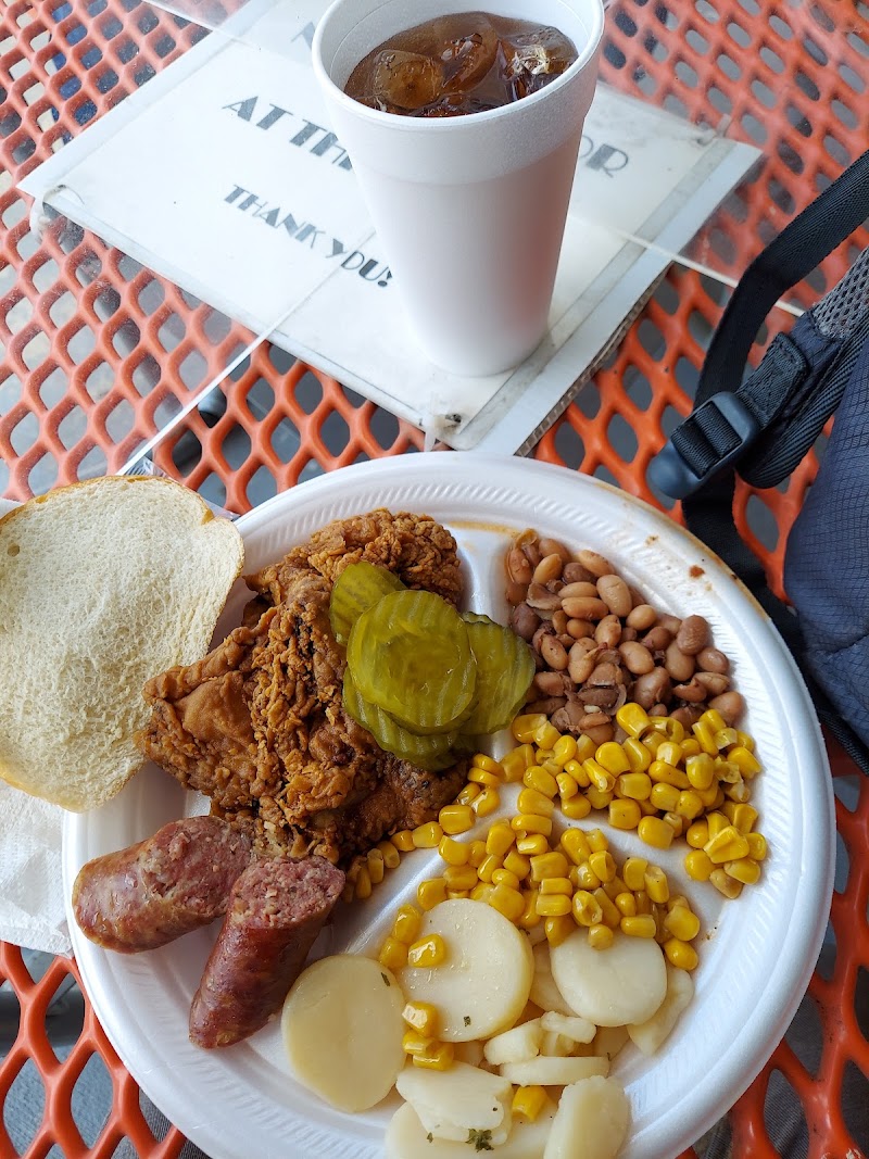 Eddie Ray's Smokehouse - photo 3