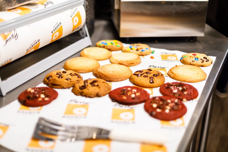 Barry Bagels Kettering - photo 4