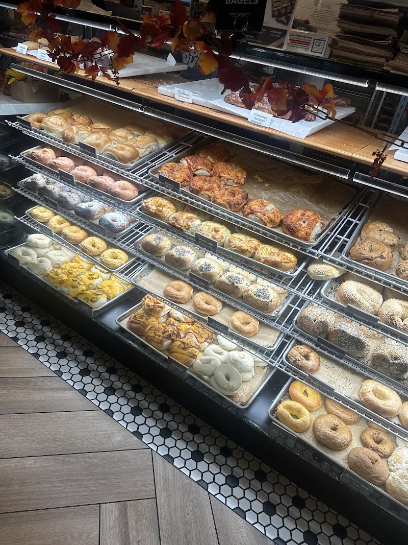Uncle Harry's New York Bagelry - photo 2