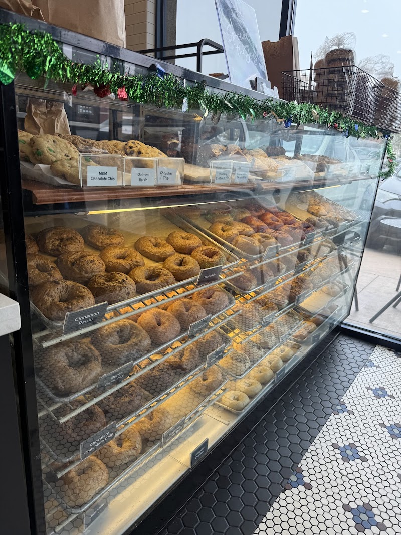 Uncle Harry's New York Bagelry - photo 4