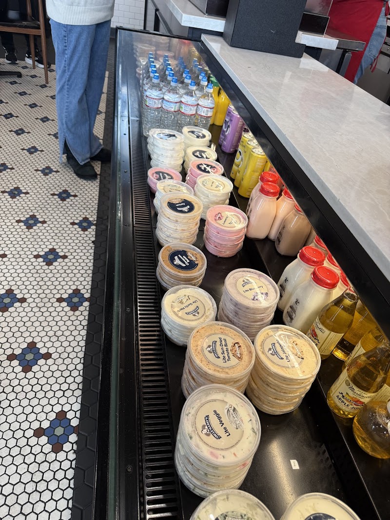 Uncle Harry's New York Bagelry - photo 3