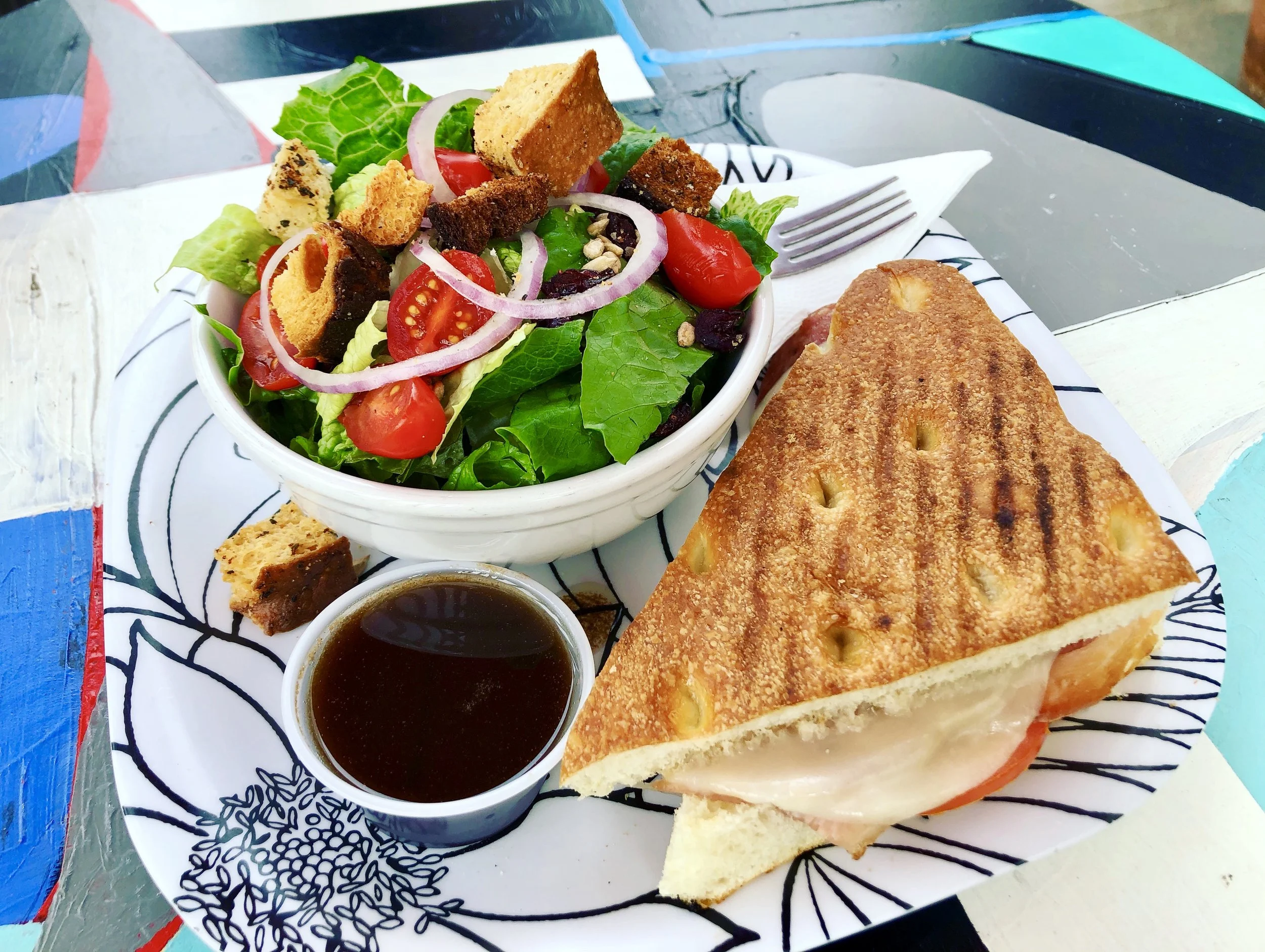 Picasso's Gourmet Deli - photo 3