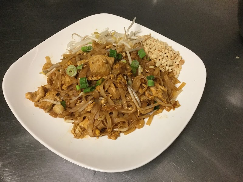 Pim's Thai Catering and Take Out - photo 3