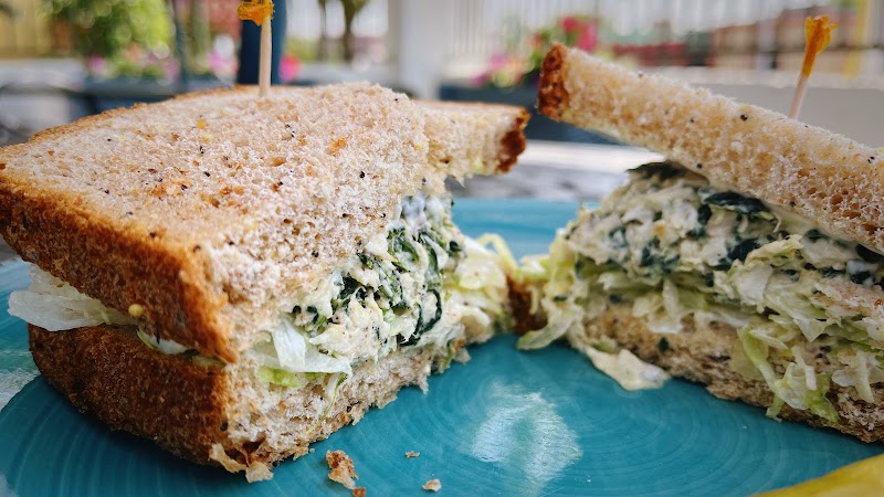 W D Deli & Bakery - photo 3