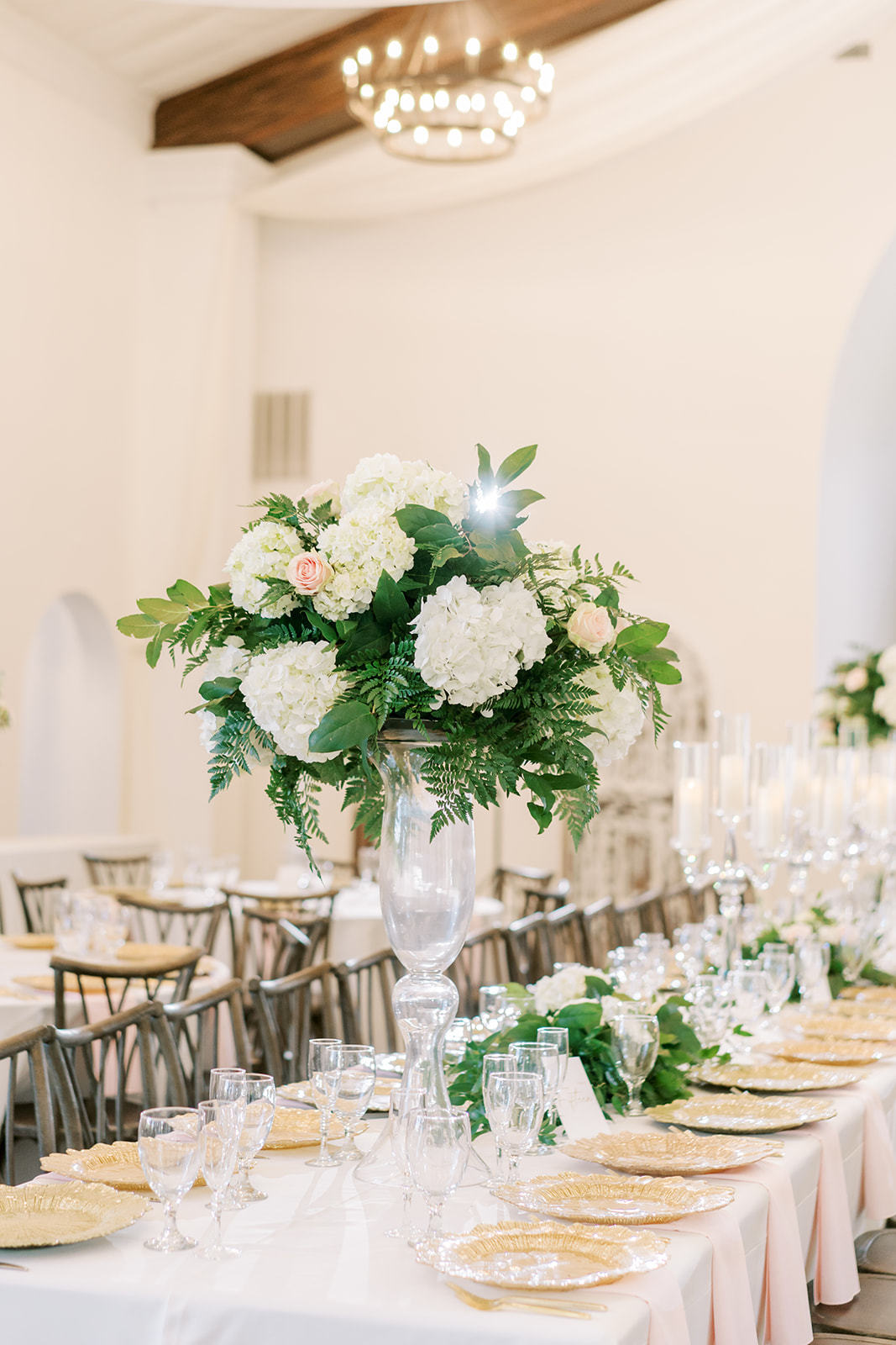 Cue The Champagne Event Planning and Design - photo 2