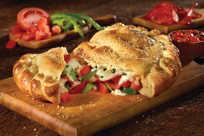 Old Chicago Pizza + Taproom - photo 3