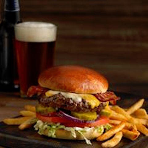 Boston's Pizza Restaurant & Sports Bar - photo 4