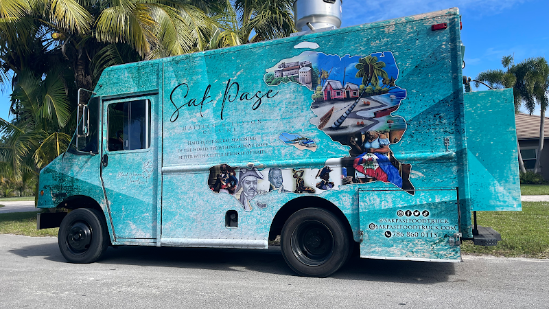 Sak Pase Foodtruck - photo 3