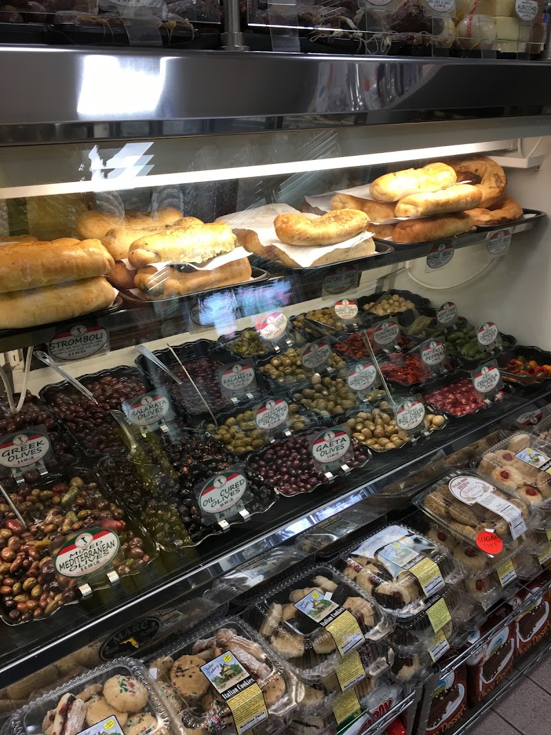 Fratelli’s Pork Store & Fine Foods - photo 4