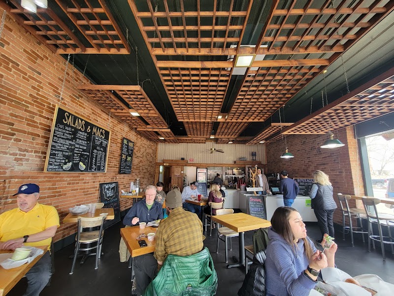 2nd Street Deli - photo 3