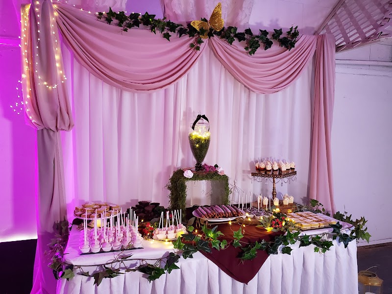 Smart's Banquet Hall - photo 3