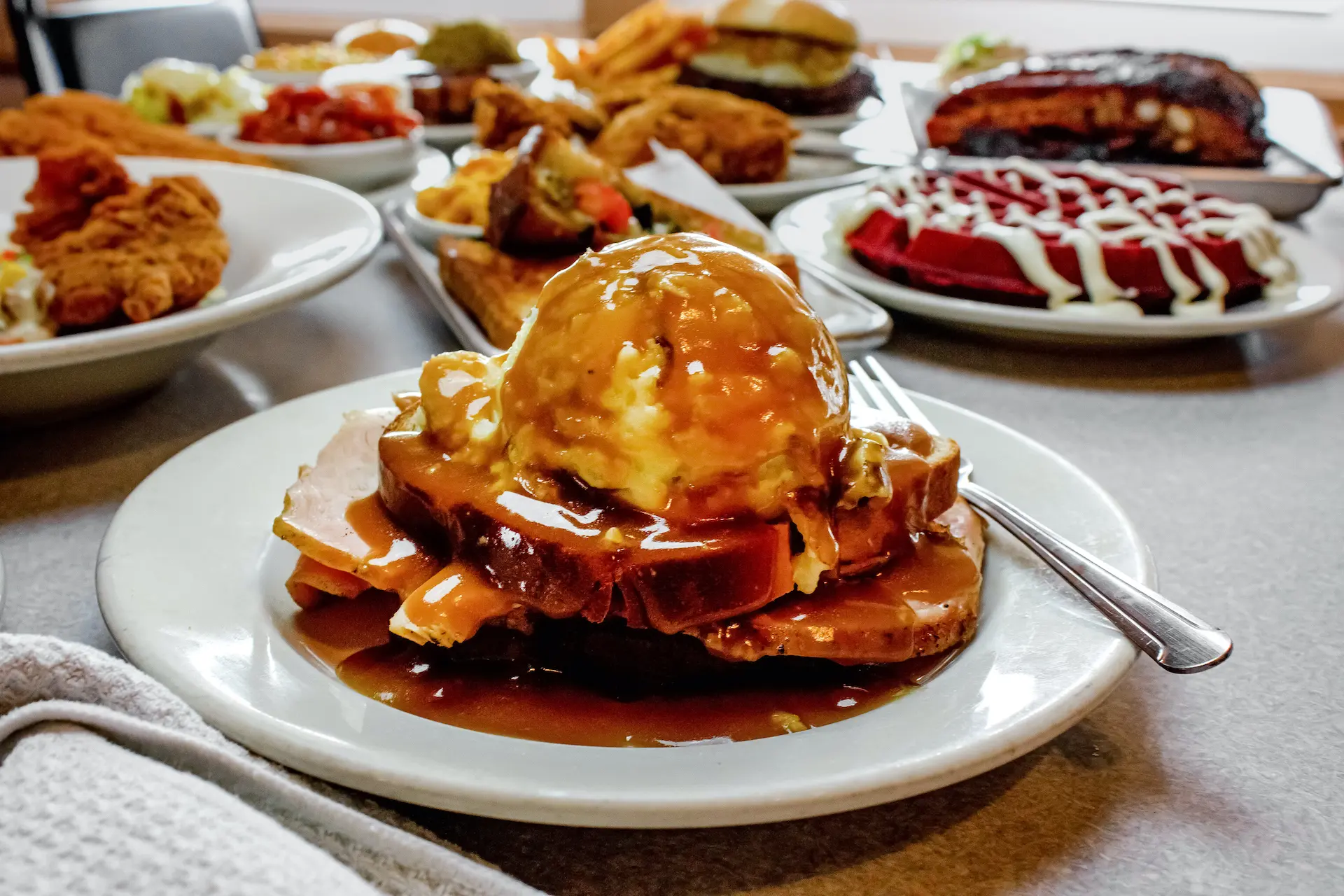 His Place Eatery - Chicken & Waffles, Ribs & Soul Food (86th & Ditch Rd) - photo 2