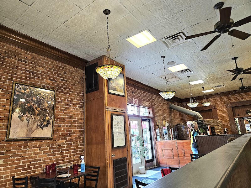 Giovanni's Main Street Kitchen - photo 3