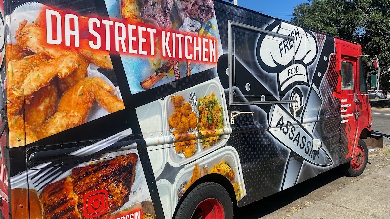 8freshfoodassassin food trucks - photo 2